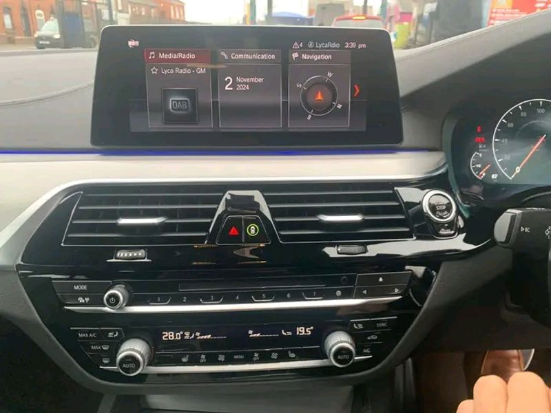 Thumbnail 2 of 2021 BMW 8 Series